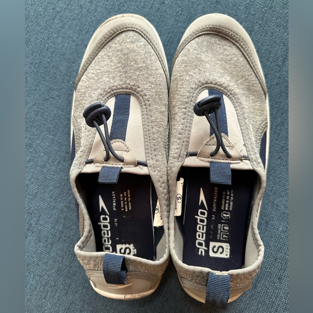 Speedo Water Shoes Men’s Size Small